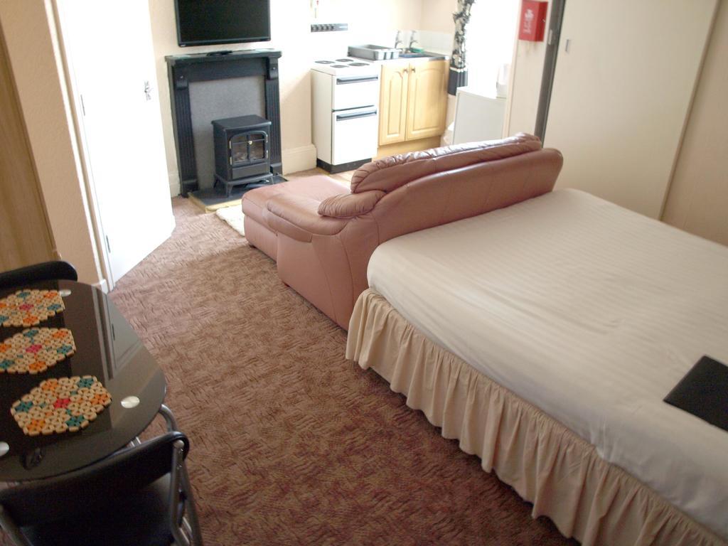 Waverley House Apartments Μπλάκπουλ Δωμάτιο φωτογραφία