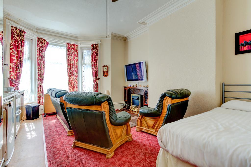Waverley House Apartments Μπλάκπουλ Εξωτερικό φωτογραφία