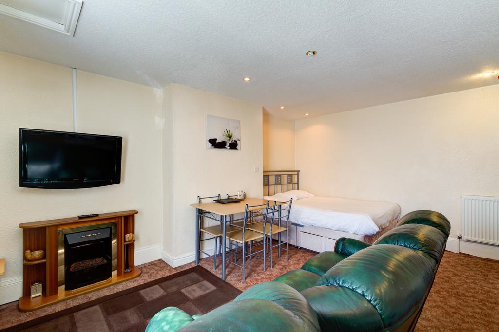 Waverley House Apartments Μπλάκπουλ Εξωτερικό φωτογραφία